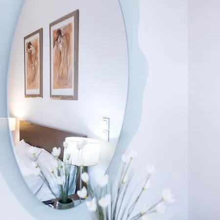 Apartment Family Near Port Piraeus